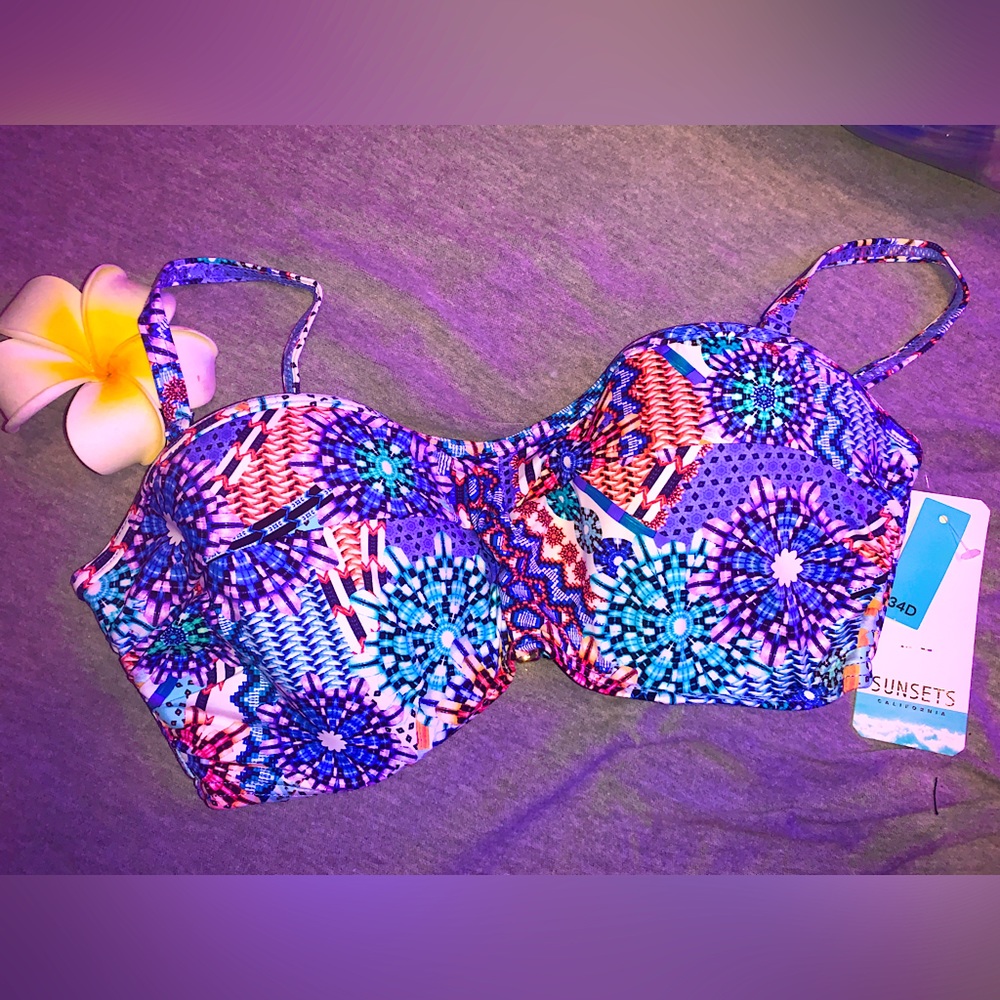 Swim top, 34D, kaleidoscope print